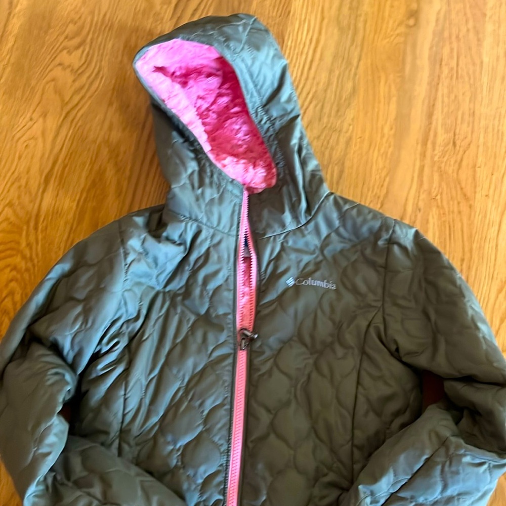 Columbia winter jacket with fleece lining - kids youth medium
